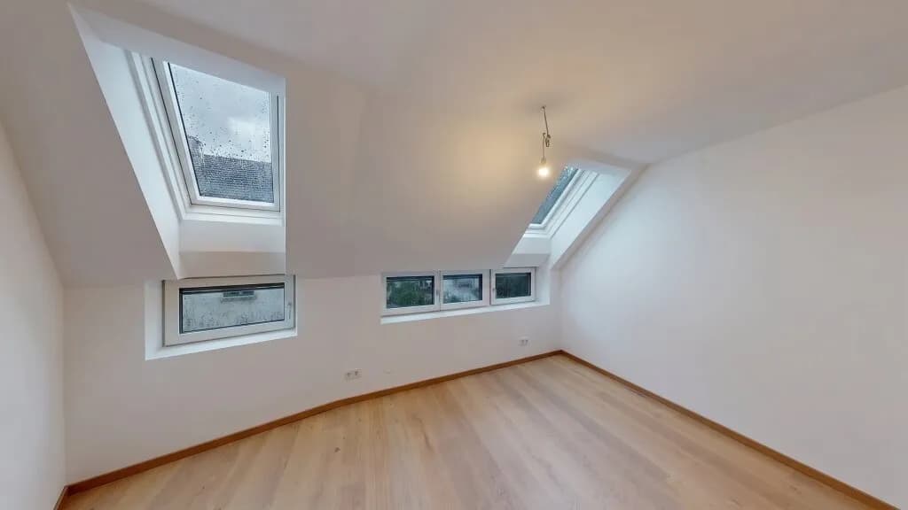 4-Zimmer-Wohnung mieten in Wien – 112 m², € 2.990 – Bild 2 von 11