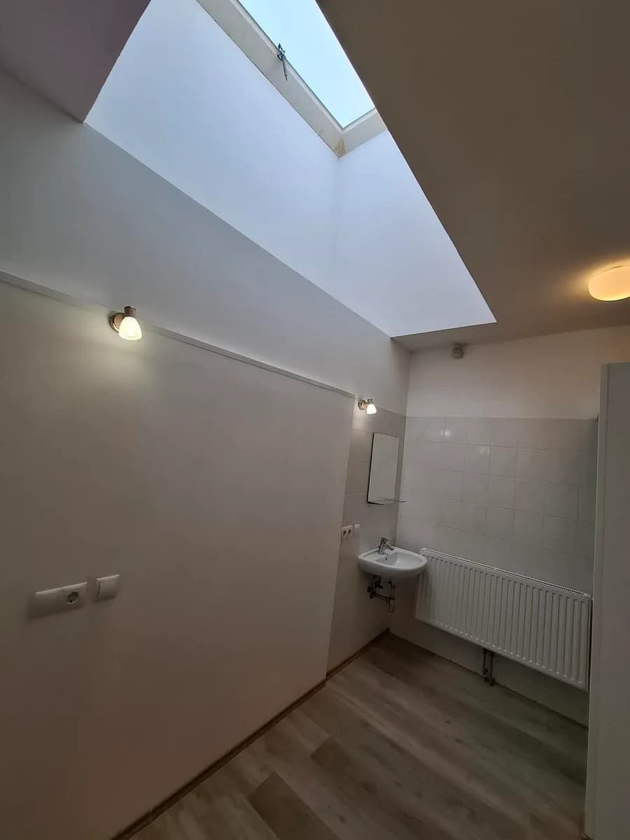 Gewerbeimmobilie mieten in Mödling – 10 m², € 104 – Bild 4 von 4