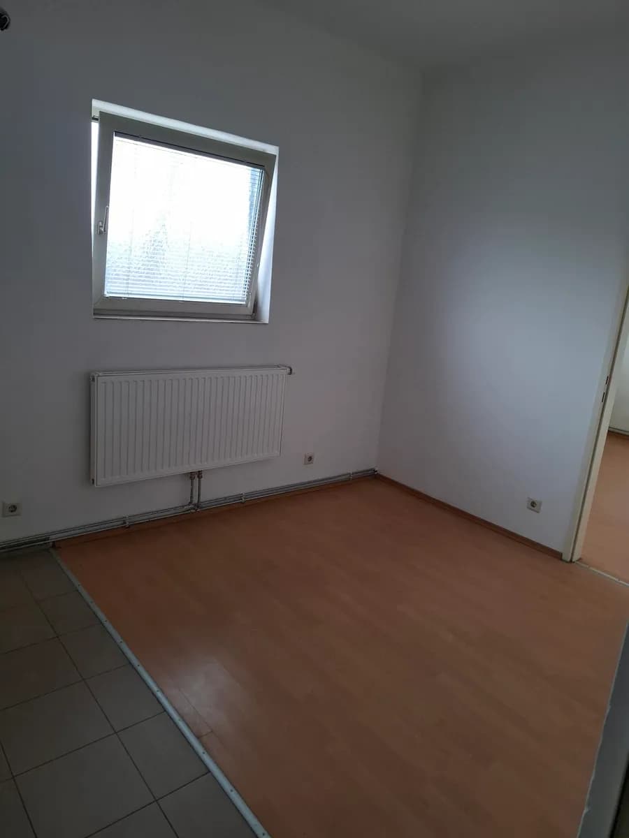 Gewerbeimmobilie mieten in Mödling – 29 m², € 333