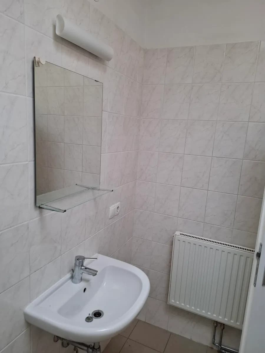 Gewerbeimmobilie mieten in Mödling – 29 m², € 333 – Bild 4 von 8
