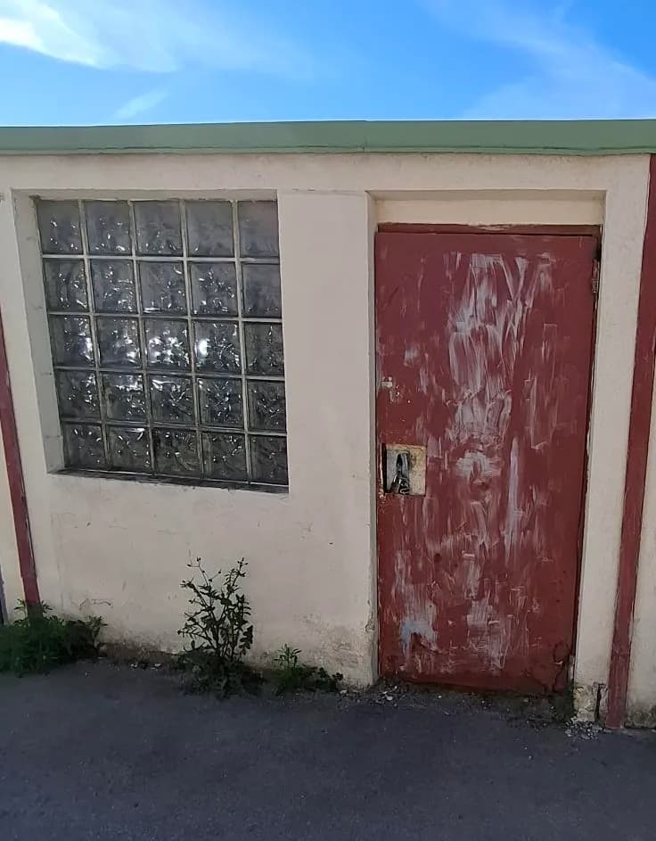 Gewerbeimmobilie mieten in Mödling – 15 m², € 162