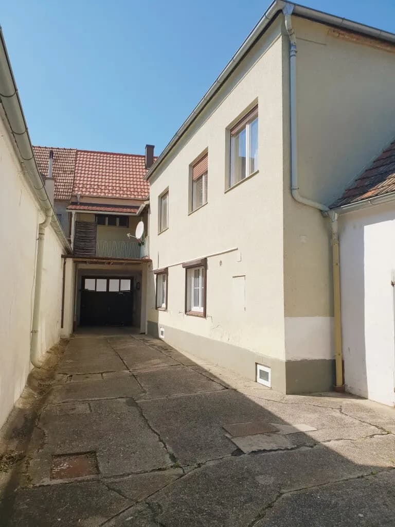 6-Zimmer-Gewerbeimmobilie kaufen in Eisenstadt - Umgebung – 230 m², € 390.000 – Bild 3 von 14