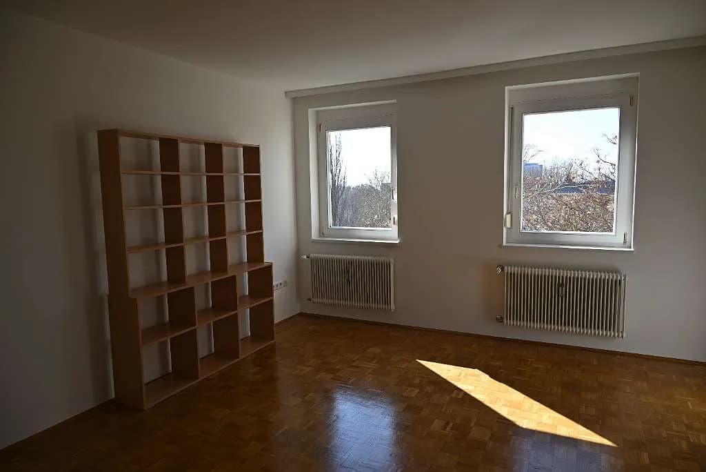 4-Zimmer-Wohnung mieten in Graz – 89 m², € 1.190 – Bild 2 von 4