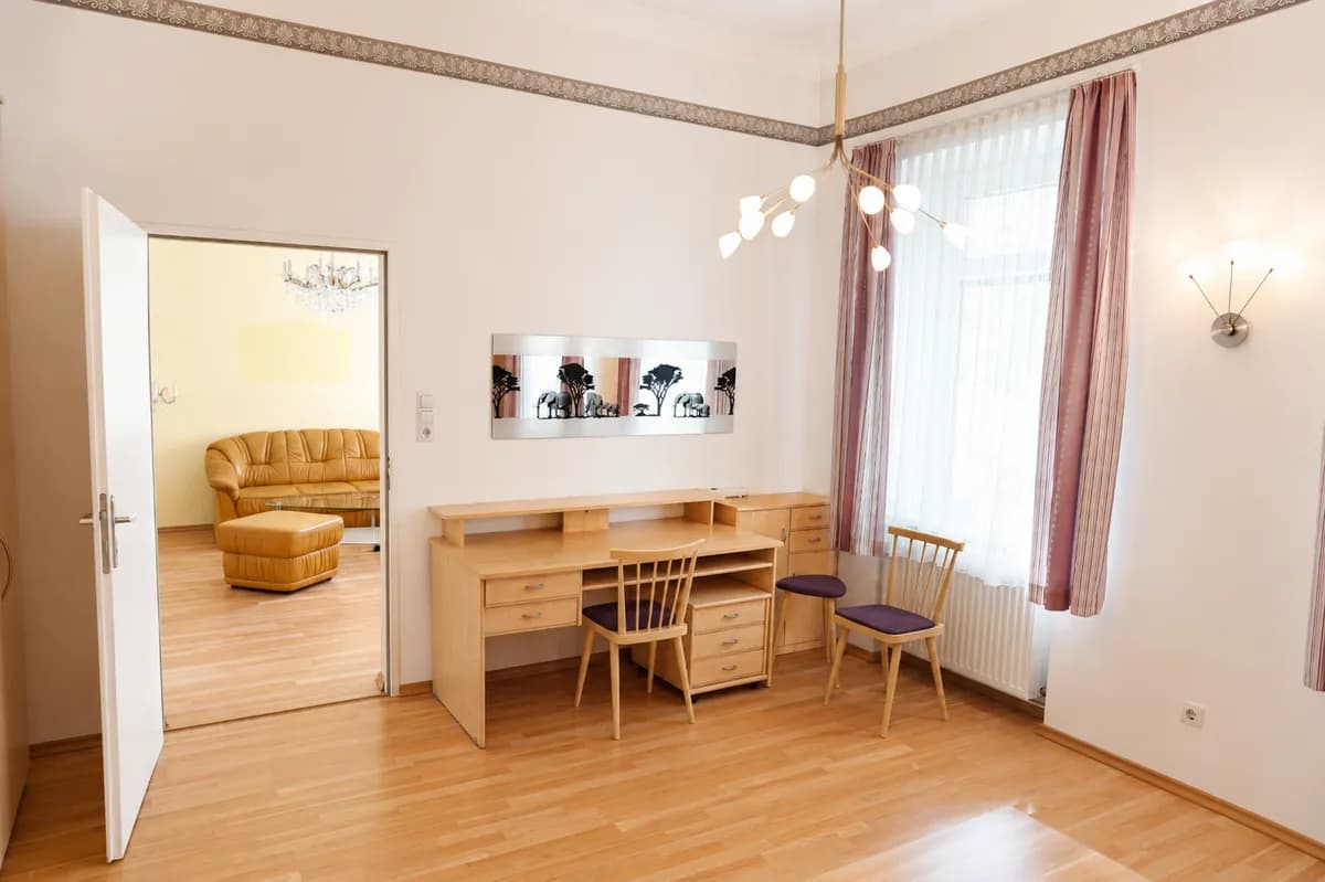 7-Zimmer-Haus mieten in Mödling – 212 m², € 2.400 – Bild 7 von 8