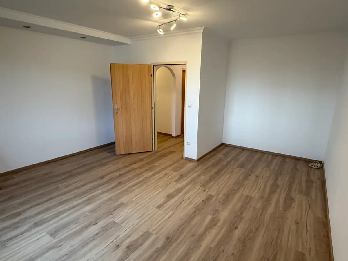 3-Zimmer-Wohnung mieten in Steyr – 70 m², € 760 – Bild 10 von 11