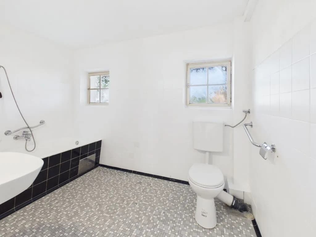 5-Zimmer-Wohnung mieten in Feldkirch – 195,88 m², € 1.750 – Bild 7 von 21
