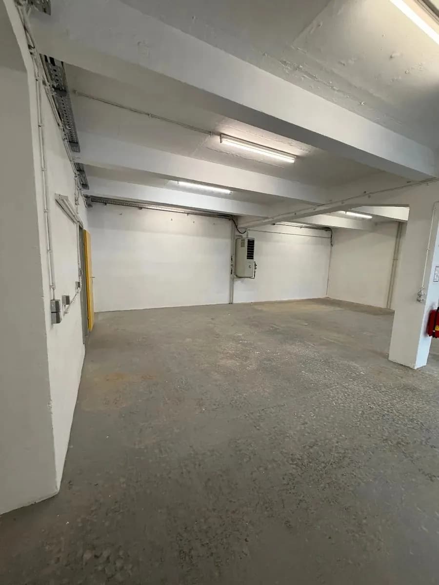 Gewerbeimmobilie mieten in Wiener Neustadt – 130 m², € 1.200 – Bild 3 von 19