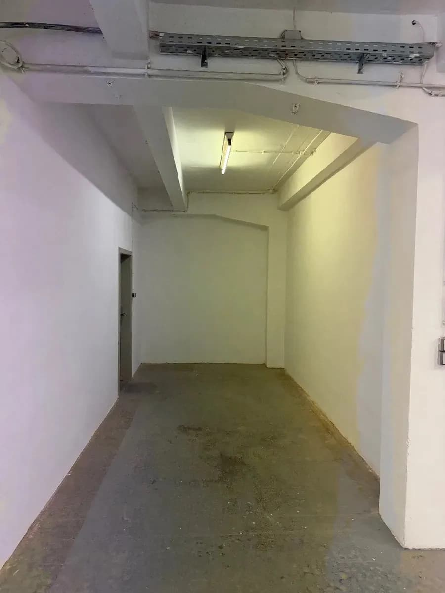 Gewerbeimmobilie mieten in Wiener Neustadt – 130 m², € 1.200 – Bild 8 von 19