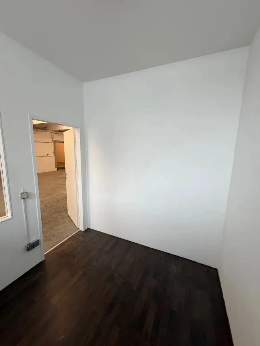 Gewerbeimmobilie mieten in Wiener Neustadt – 130 m², € 1.200 – Bild 14 von 19