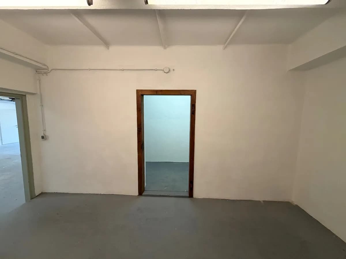 Gewerbeimmobilie mieten in Wiener Neustadt – 130 m², € 1.200 – Bild 17 von 19