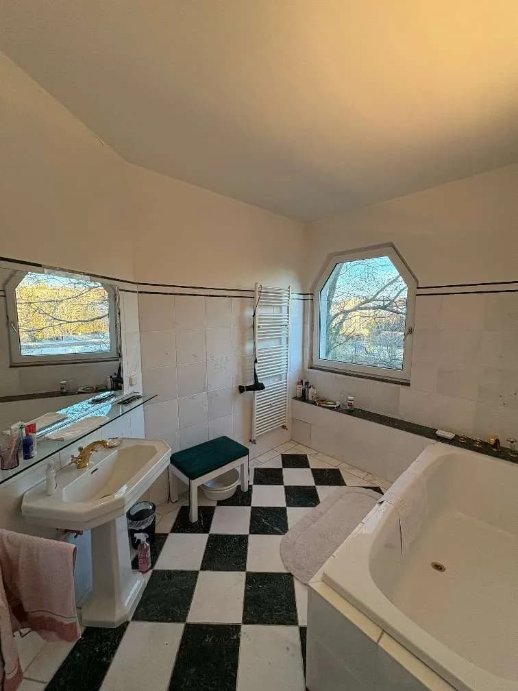 5-Zimmer-Wohnung mieten in Wien – 180 m², € 2.800 – Bild 11 von 24