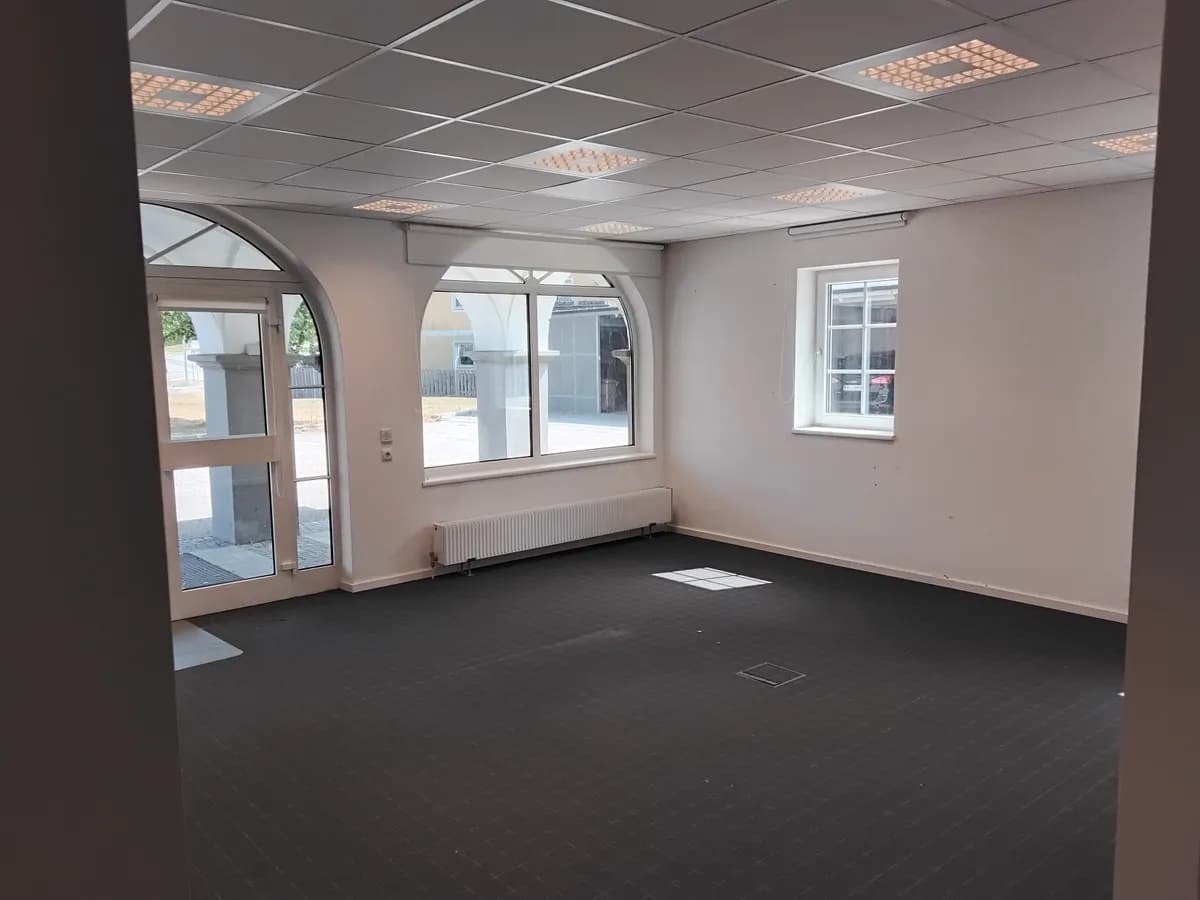 Gewerbeimmobilie mieten in Wels-Land – 79 m², € 800 – Bild 5 von 12