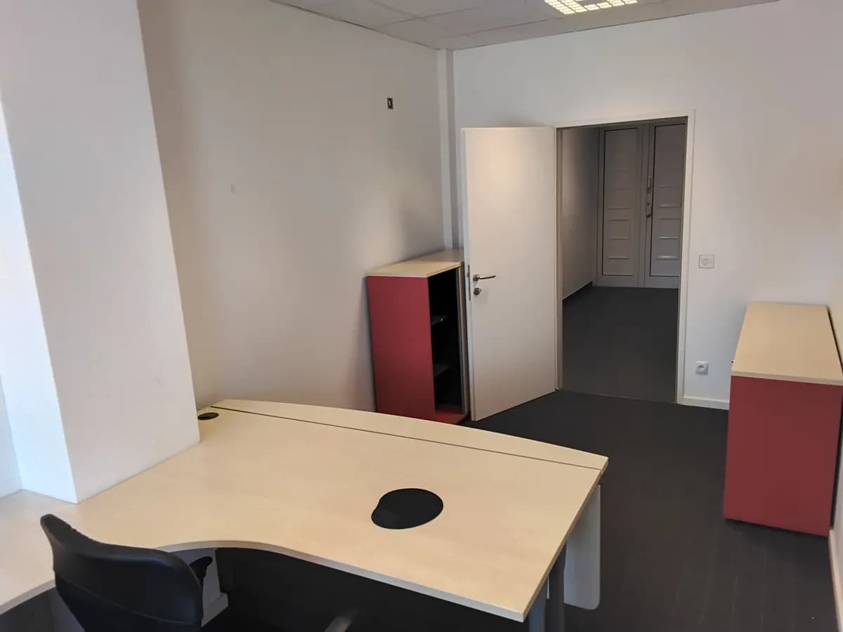Gewerbeimmobilie mieten in Wels-Land – 79 m², € 800 – Bild 8 von 12