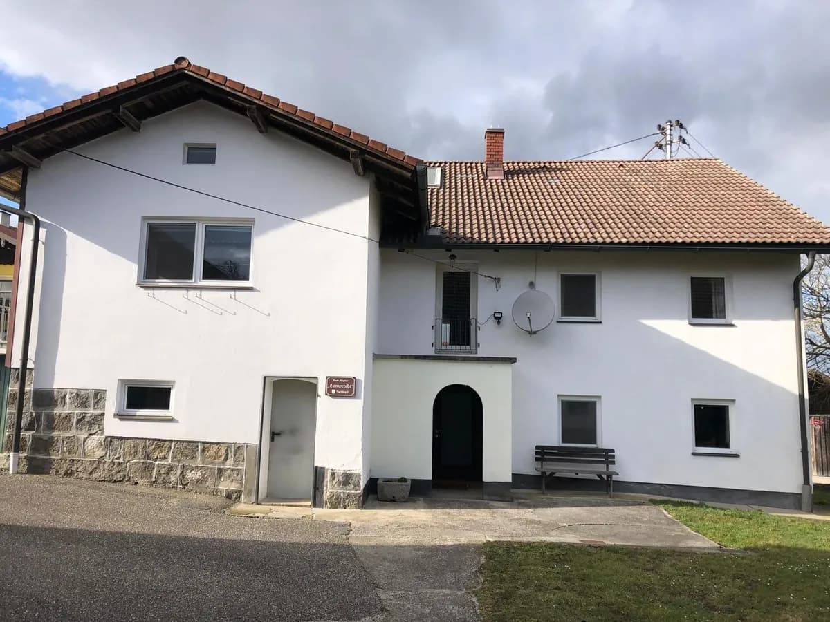 8-Zimmer-Haus mieten in Schärding – 188 m², € 1.200 – Bild 2 von 14