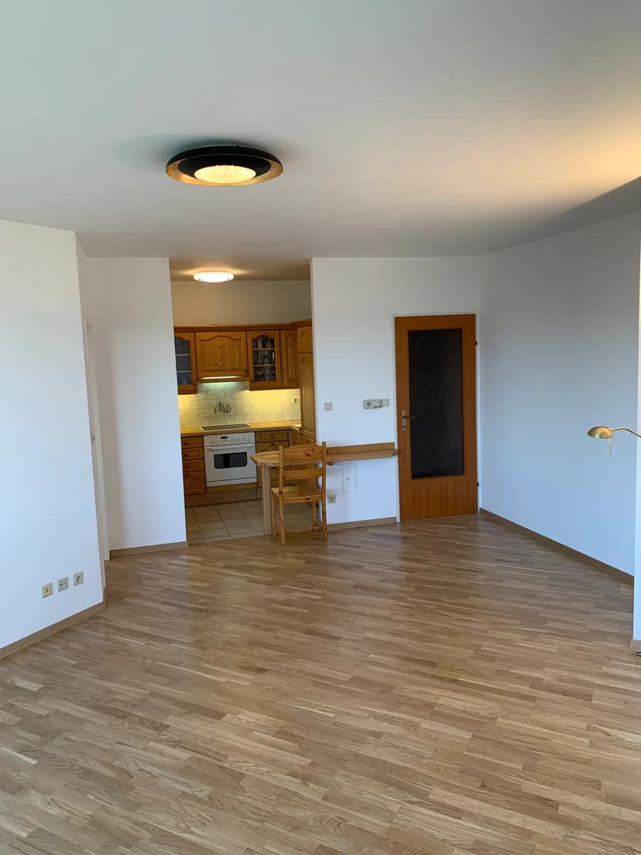 2-Zimmer-Wohnung mieten in Korneuburg – 56 m², € 975 – Bild 2 von 11