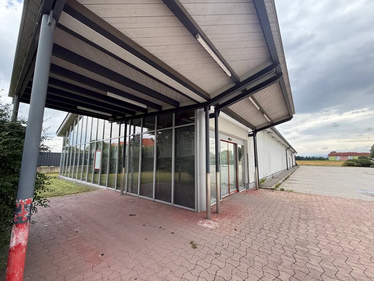Gewerbeimmobilie mieten in Melk – 686 m², € 11 – Bild 2 von 4