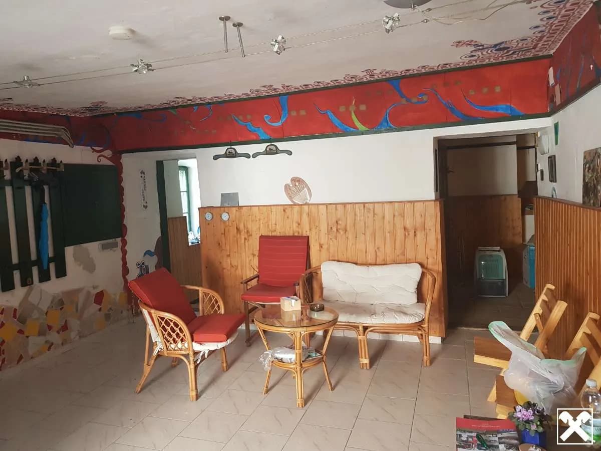 7-Zimmer-Haus kaufen in Hollabrunn – 224 m², € 169.000 – Bild 8 von 22