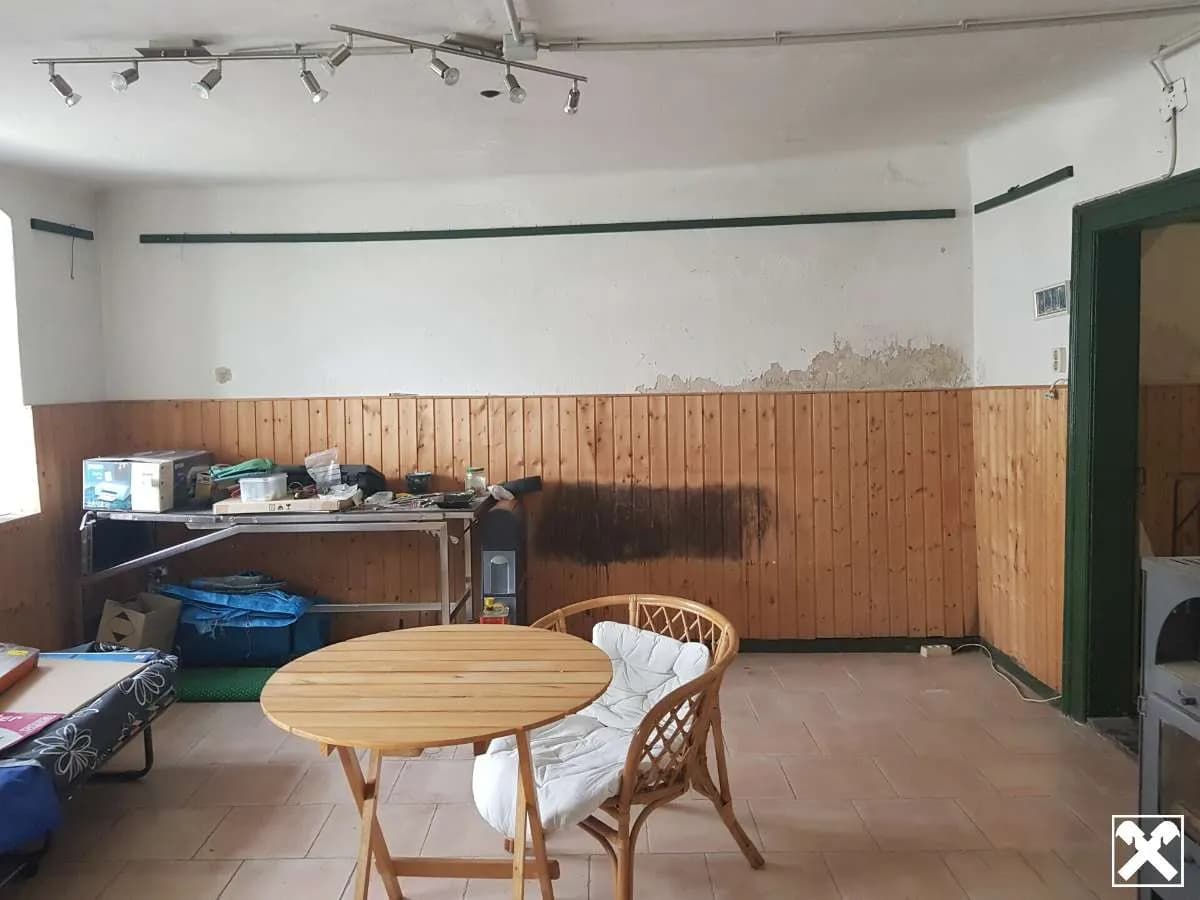 7-Zimmer-Haus kaufen in Hollabrunn – 224 m², € 169.000 – Bild 9 von 22