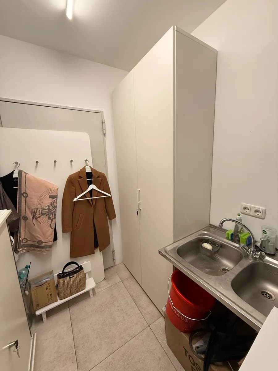 2-Zimmer-Gewerbeimmobilie mieten in Wien – 53 m², € 2.307 – Bild 9 von 13