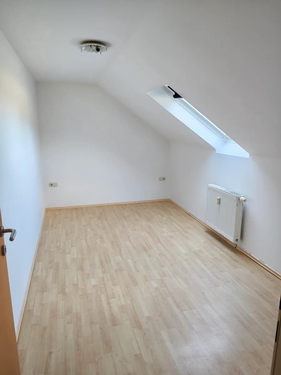 2-Zimmer-Wohnung mieten in Jennersdorf – 40 m², € 500 – Bild 2 von 8