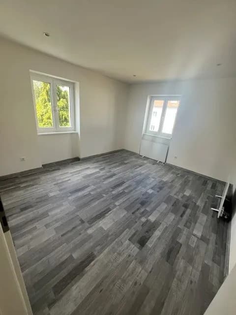 1-Zimmer-Wohnung mieten in Oberpullendorf – 43 m², € 473 – Bild 2 von 11