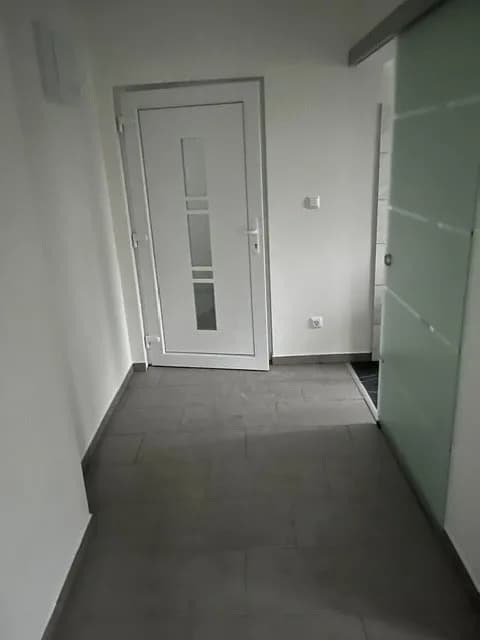 1-Zimmer-Wohnung mieten in Oberpullendorf – 43 m², € 473 – Bild 8 von 11