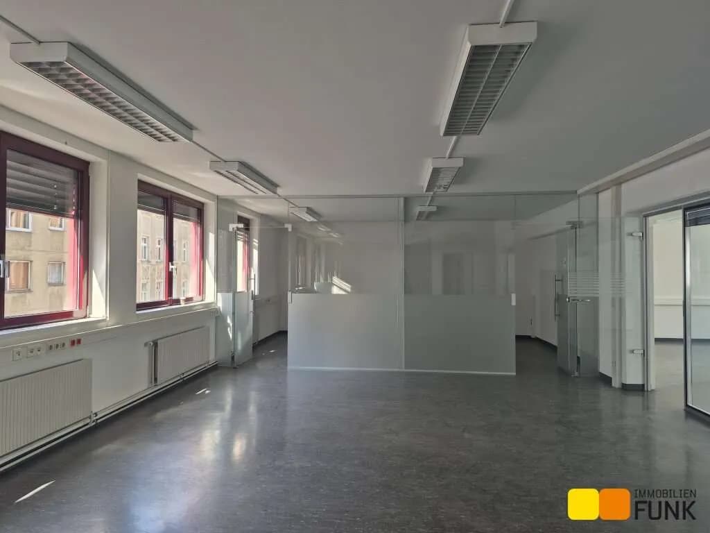 5-Zimmer-Gewerbeimmobilie mieten in Wien – 220 m², € 2.850 – Bild 7 von 14