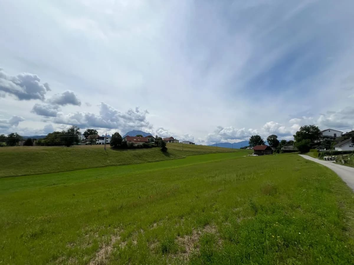 Grundstück kaufen in Gmunden – 737 m², € 239.100 – Bild 3 von 7