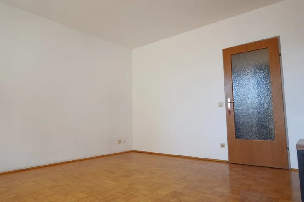 2-Zimmer-Wohnung mieten in Linz – 44 m², € 727 – Bild 7 von 23