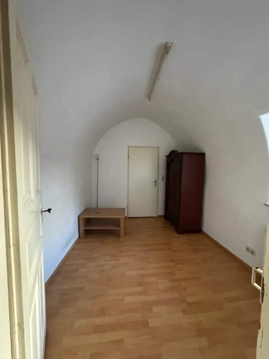 1-Zimmer-Wohnung mieten in Bruck-Mürzzuschlag – 21 m², € 260 – Bild 5 von 9