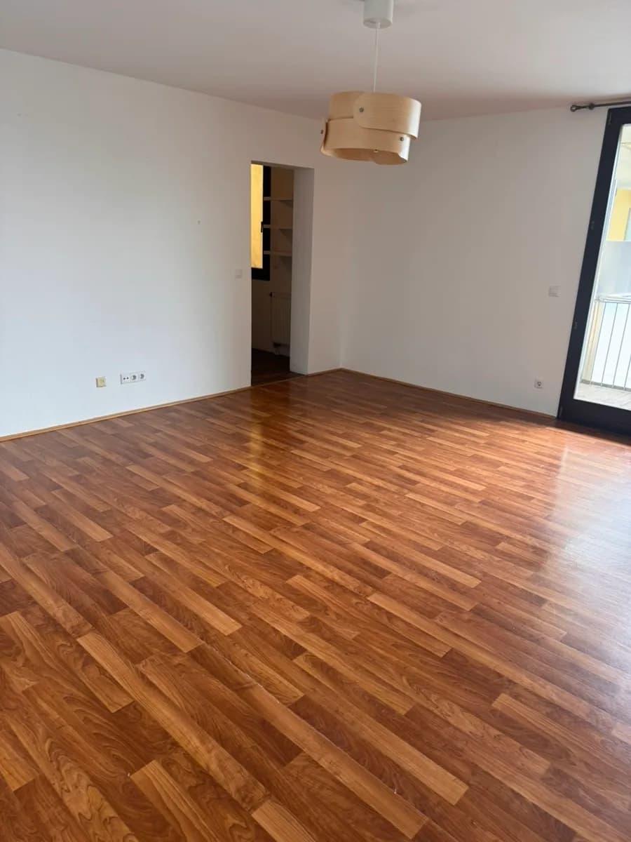 1-Zimmer-Wohnung mieten in Salzburg Stadt – 42 m², € 1.250 – Bild 2 von 7