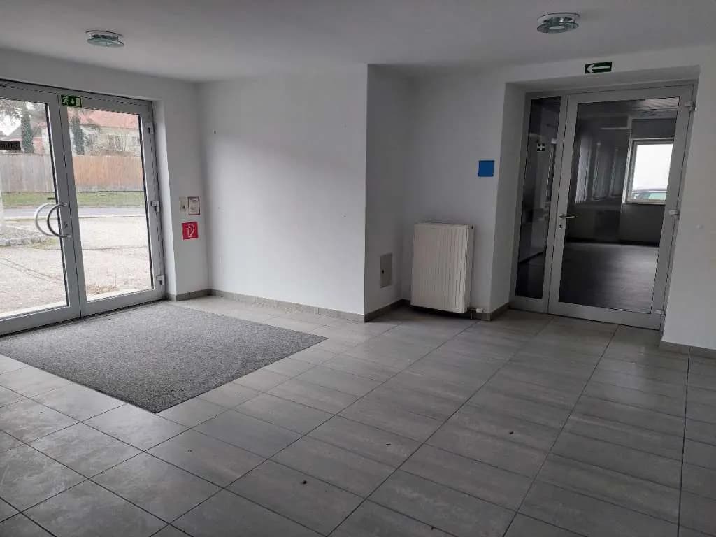 Gewerbeimmobilie mieten in Eferding – 150 m², € 1.500 – Bild 3 von 16