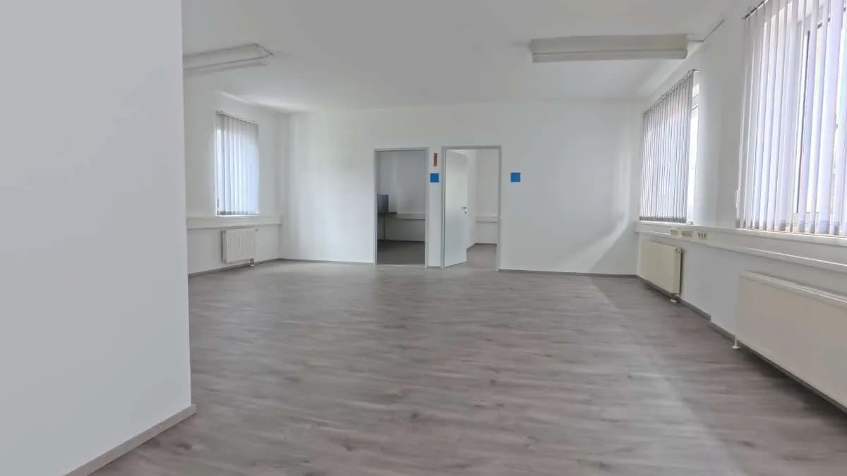 Gewerbeimmobilie mieten in Eferding – 150 m², € 1.500 – Bild 7 von 16
