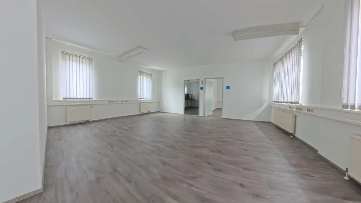 Gewerbeimmobilie mieten in Eferding – 150 m², € 1.500 – Bild 8 von 16