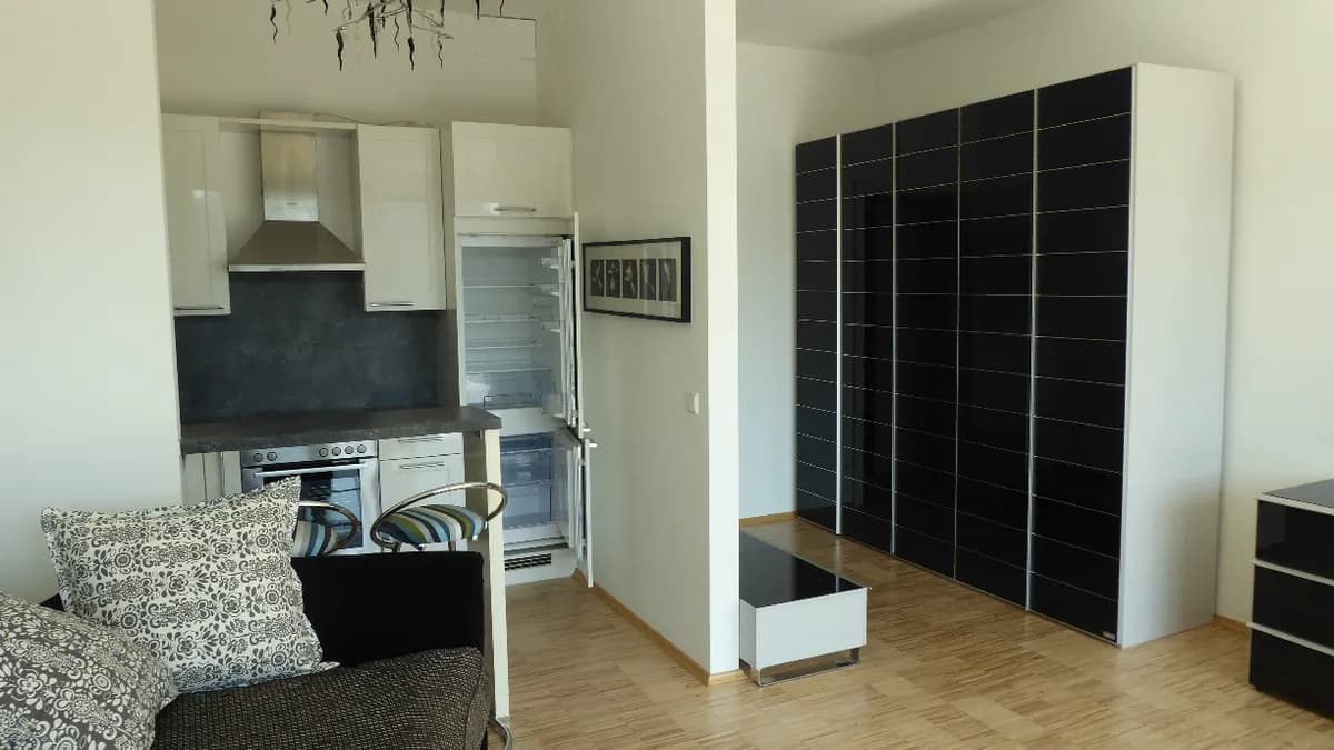 1-Zimmer-Wohnung mieten in Graz – 42 m², € 698 – Bild 1 von 3