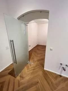 Gewerbeimmobilie mieten in Linz – 75 m², € 1.500 – Bild 19 von 22