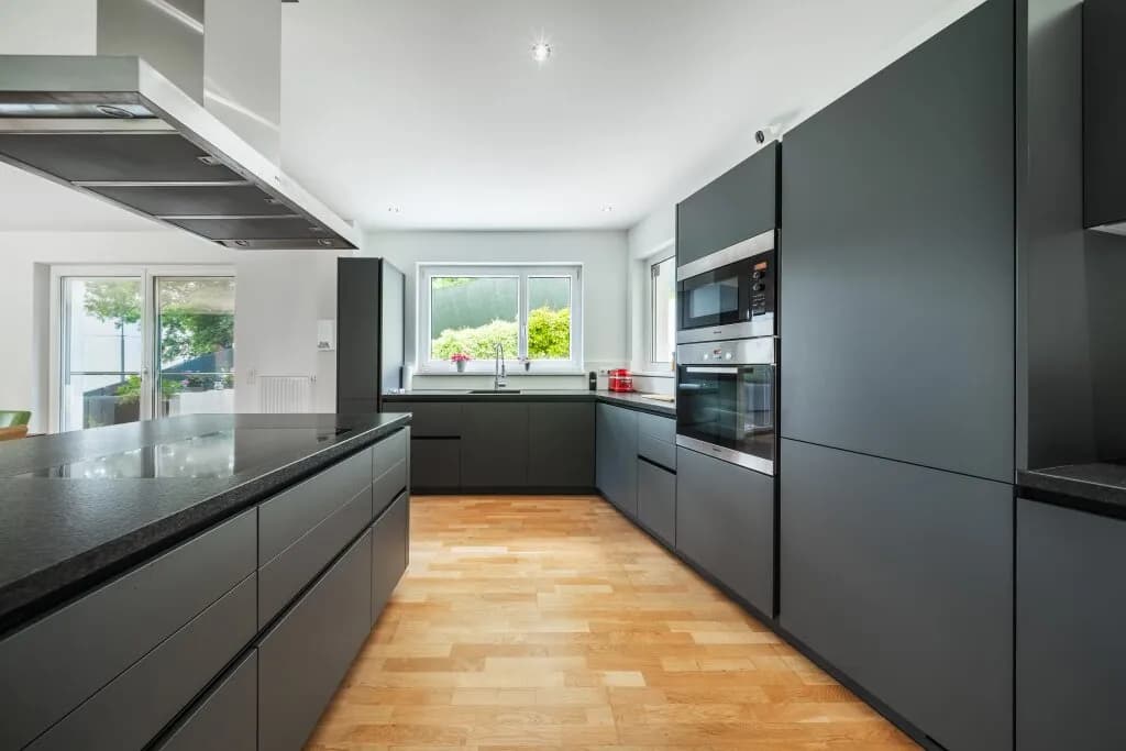 6-Zimmer-Haus kaufen in Wien – 203 m², € 1.650.000 – Bild 3 von 17