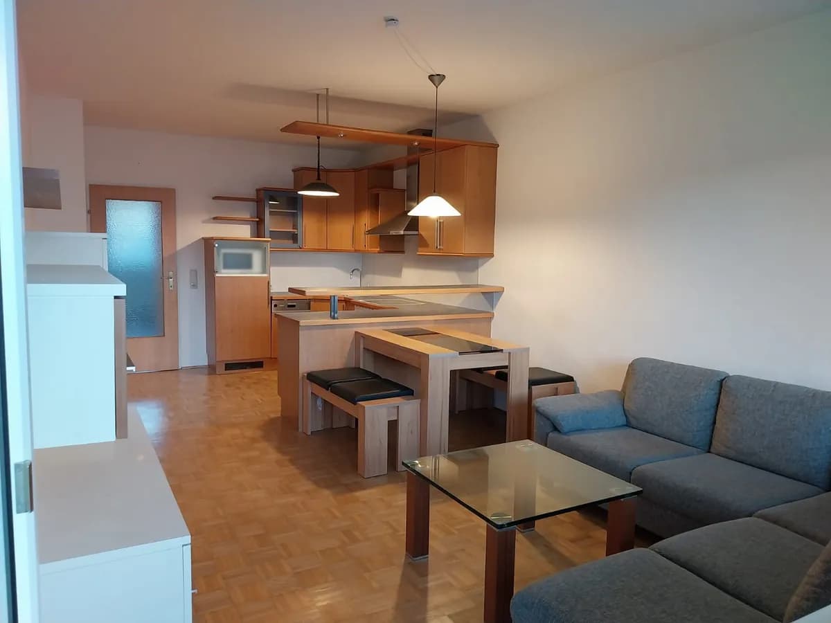 Wohnung mieten in Linz – 64 m², € 1.105