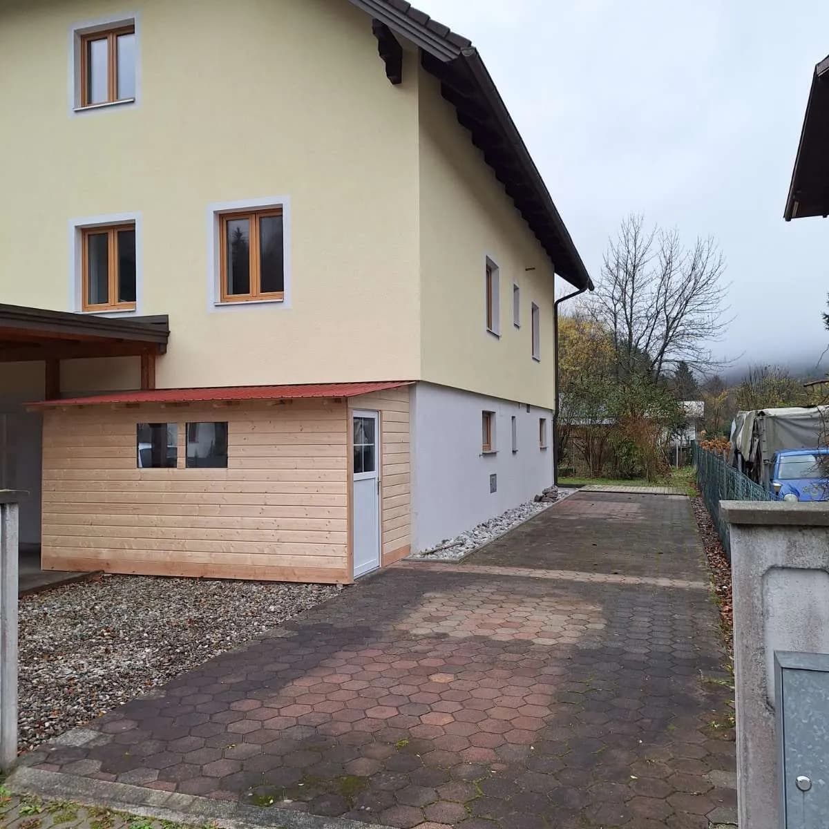 6-Zimmer-Haus mieten in Lilienfeld – 190 m², € 1.828 – Bild 2 von 14