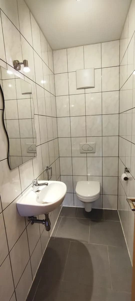 4-Zimmer-Wohnung mieten in Vöcklabruck – 125 m², € 1.250 – Bild 13 von 34