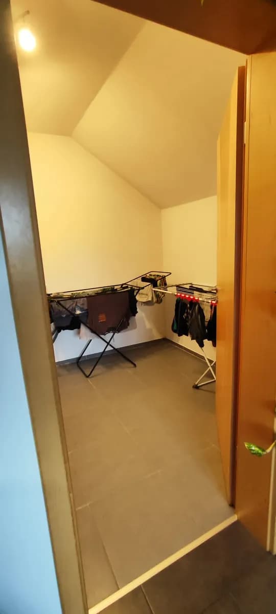 4-Zimmer-Wohnung mieten in Vöcklabruck – 125 m², € 1.250 – Bild 23 von 34