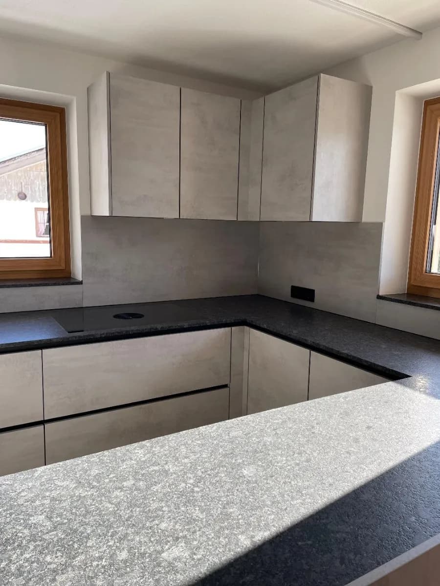 4-Zimmer-Wohnung mieten in Kitzbühel – 105 m², € 1.700 – Bild 2 von 8