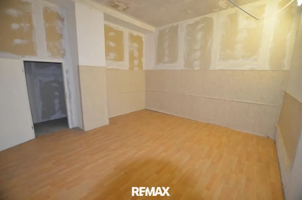 Immobilie mieten in Baden – 131 m², € 430 – Bild 2 von 6