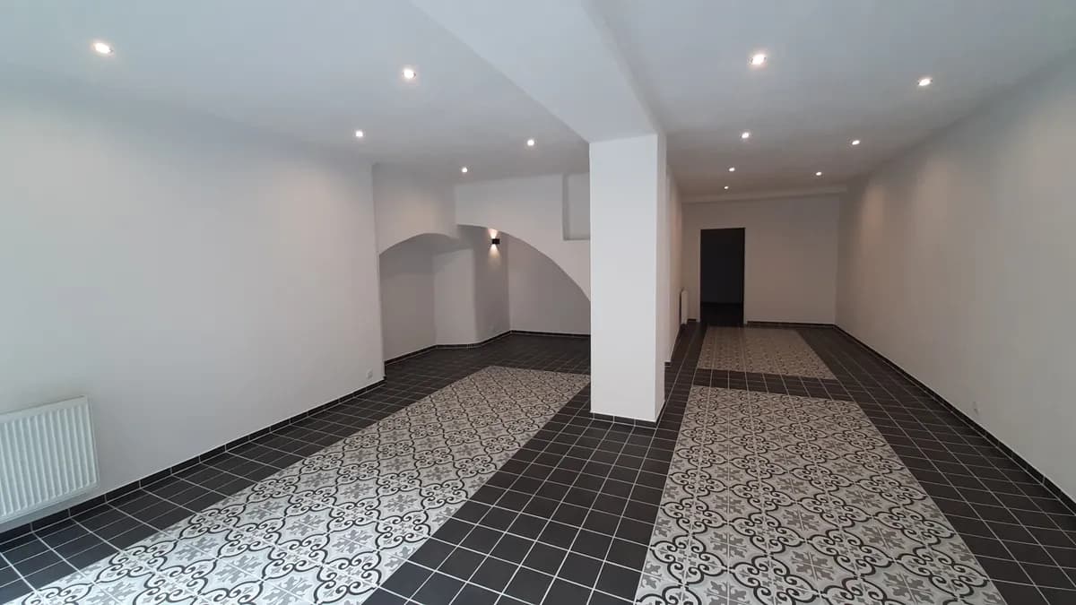 Gewerbeimmobilie mieten in Leoben – 72 m², € 666