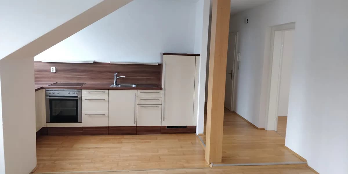 3-Zimmer-Wohnung mieten in Linz – 73 m², € 966 – Bild 10 von 12