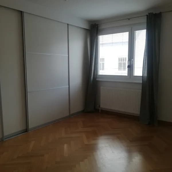3-Zimmer-Wohnung kaufen in Wiener Neustadt – 91 m², € 199.000 – Bild 2 von 13