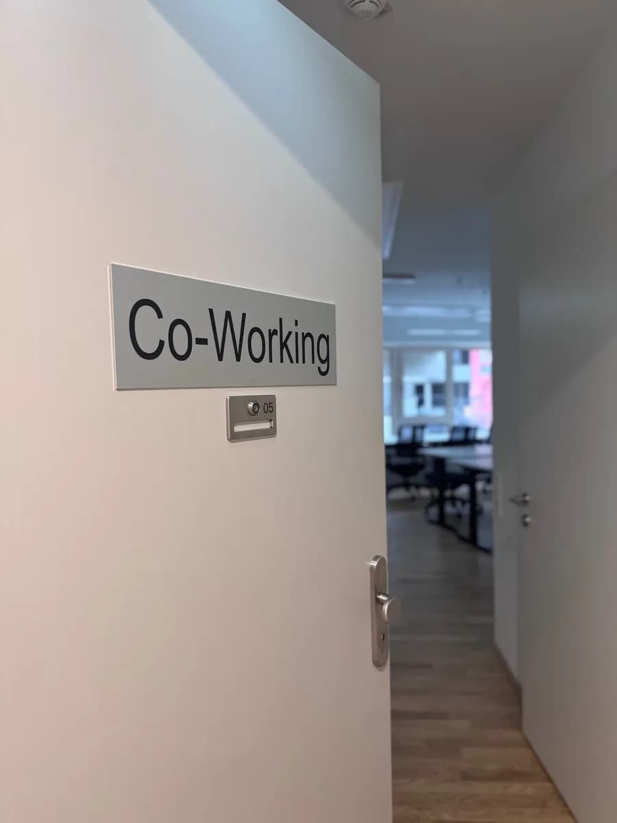 2-Zimmer-Wohnung mieten in Wien – 46 m², € 2.000 – Bild 32 von 39