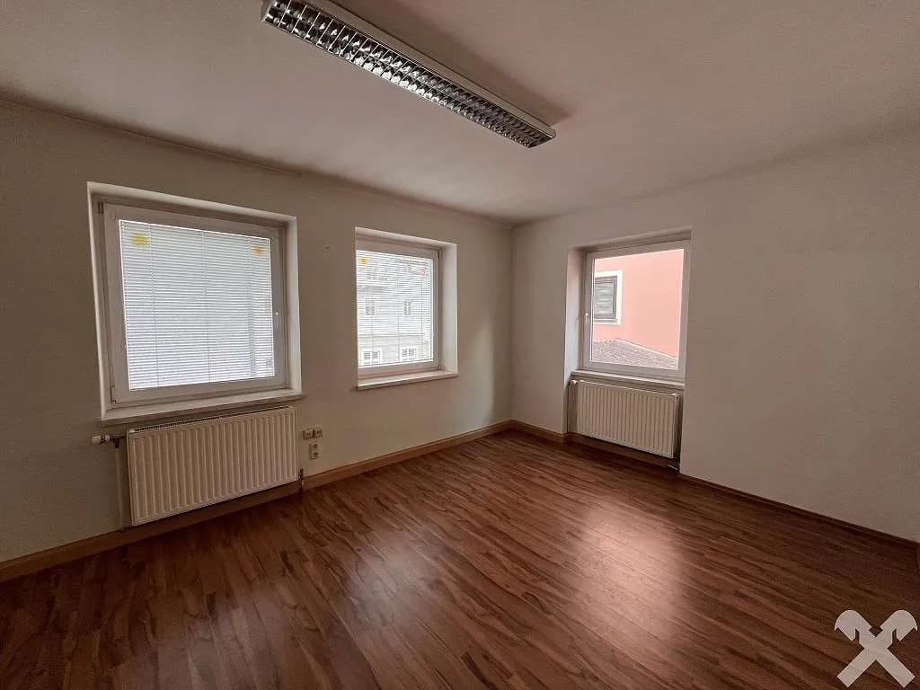 2-Zimmer-Gewerbeimmobilie mieten in Liezen – 65 m², € 380 – Bild 3 von 6