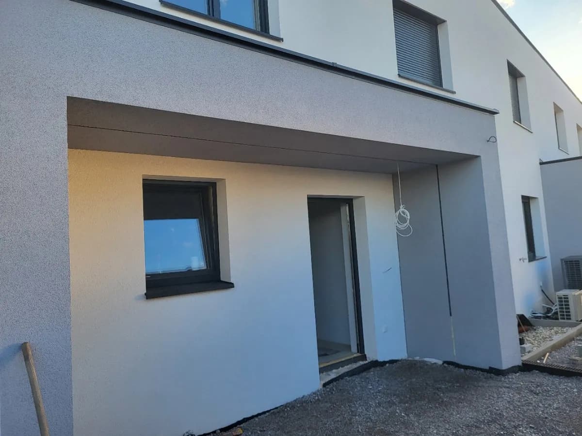 5-Zimmer-Haus kaufen in Bruck an der Leitha – 141 m², € 505.000 – Bild 2 von 14
