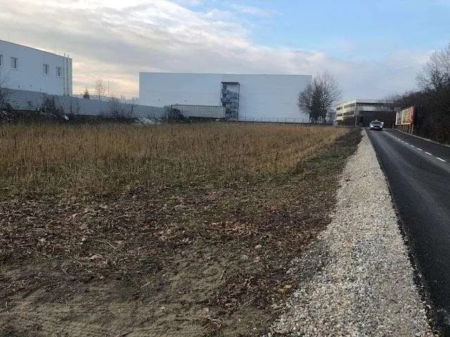 Grundstück mieten in Linz Land – 2 478 m² – Bild 2 von 8